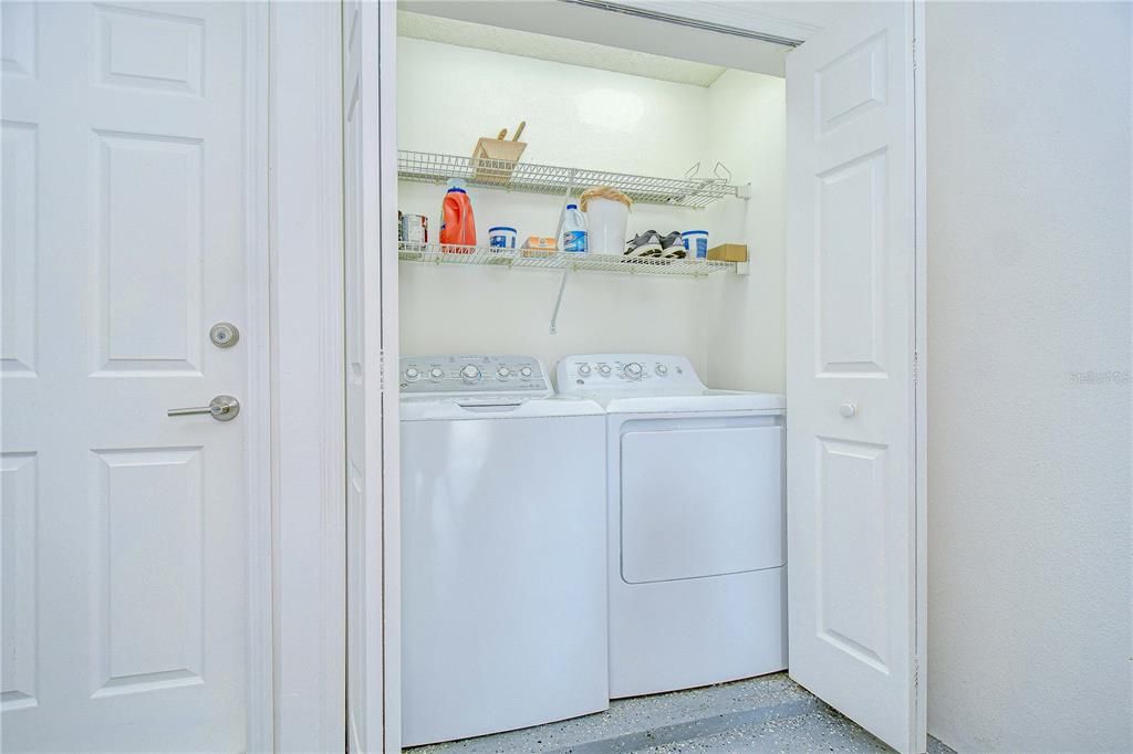 Active With Contract: $490,000 (3 beds, 2 baths, 1634 Square Feet)