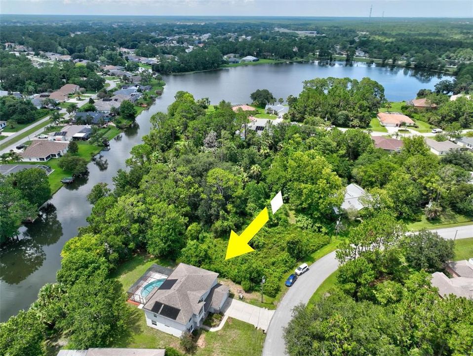 Active With Contract: $550,000 (5 beds, 3 baths, 3204 Square Feet)