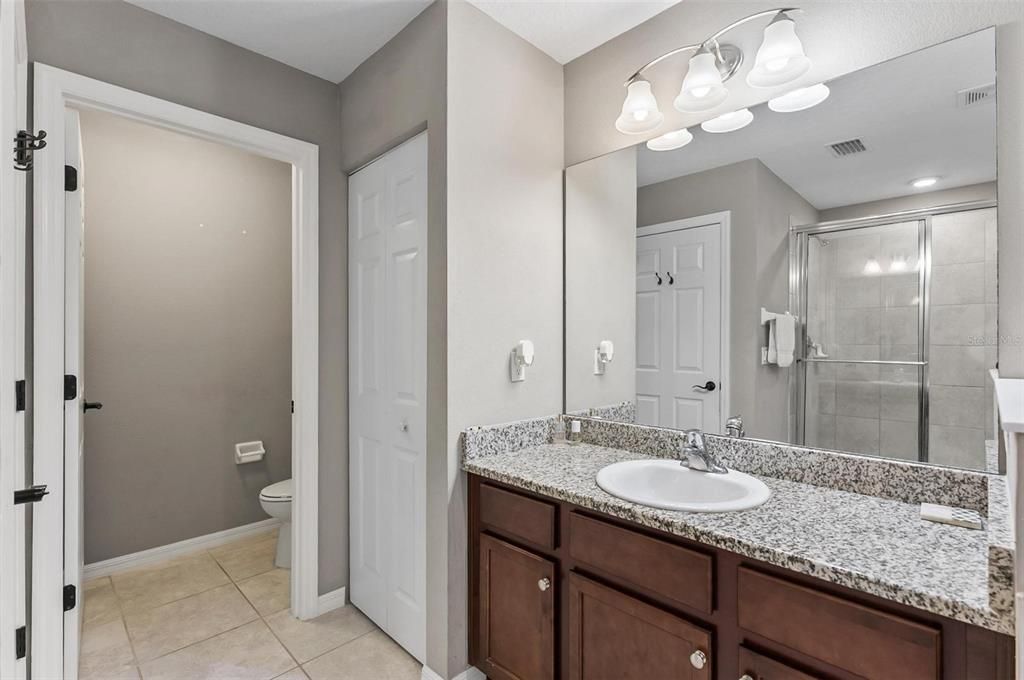 Active With Contract: $550,000 (5 beds, 3 baths, 3204 Square Feet)