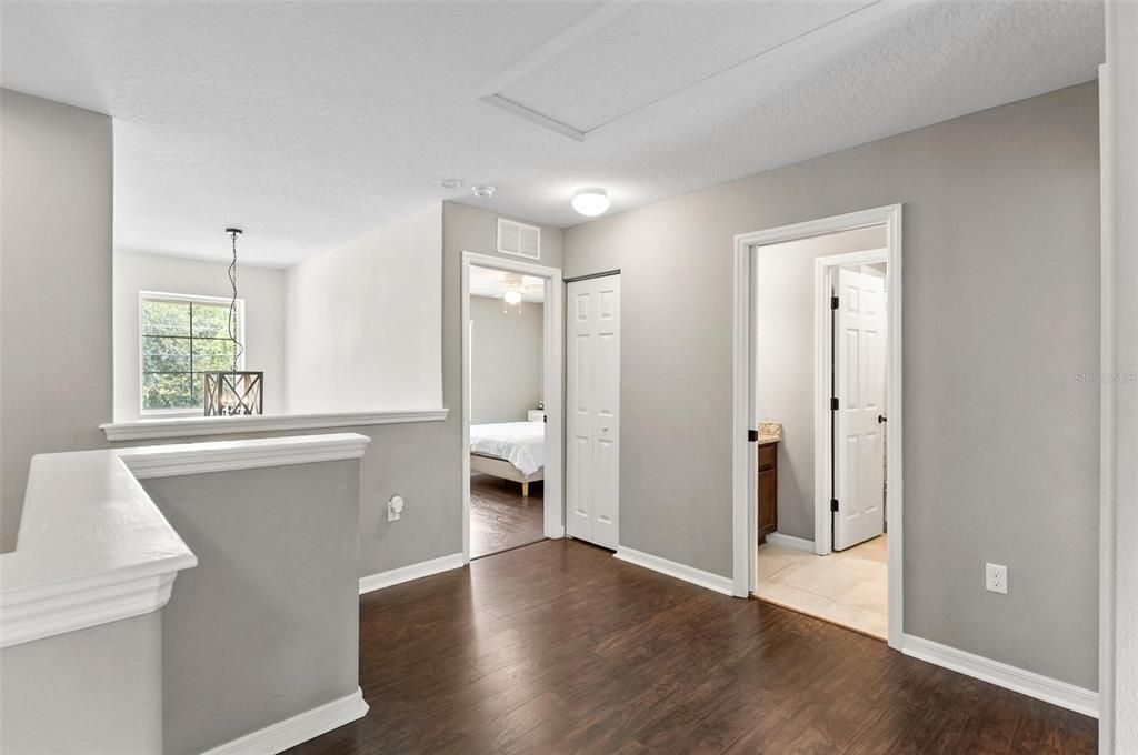 Active With Contract: $550,000 (5 beds, 3 baths, 3204 Square Feet)