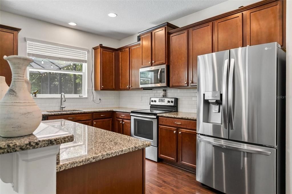 Active With Contract: $550,000 (5 beds, 3 baths, 3204 Square Feet)