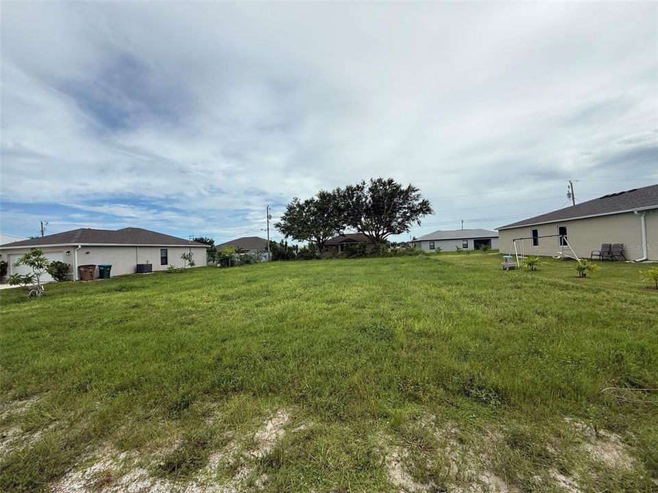 Недавно продано: $67,500 (0.23 acres)