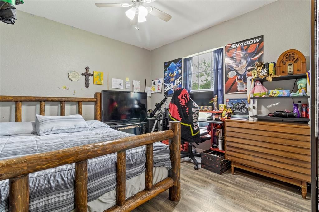 En Venta: $230,000 (3 camas, 2 baños, 1247 Pies cuadrados)