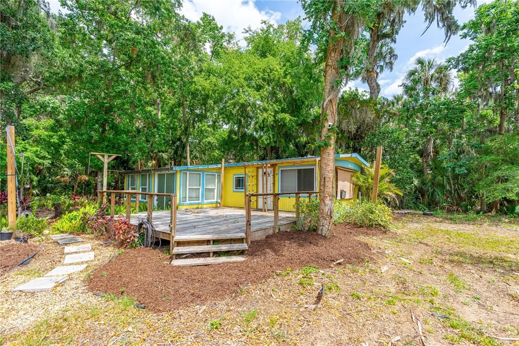 合同活跃: $250,000 (1.45 acres)