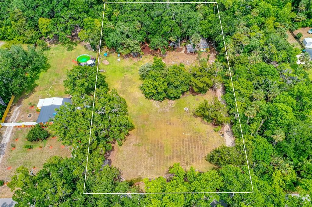 合同活跃: $250,000 (1.45 acres)