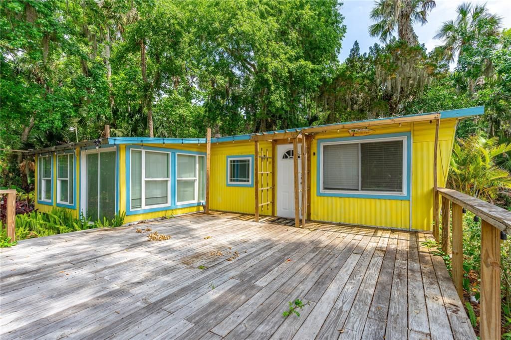 合同活跃: $250,000 (1.45 acres)