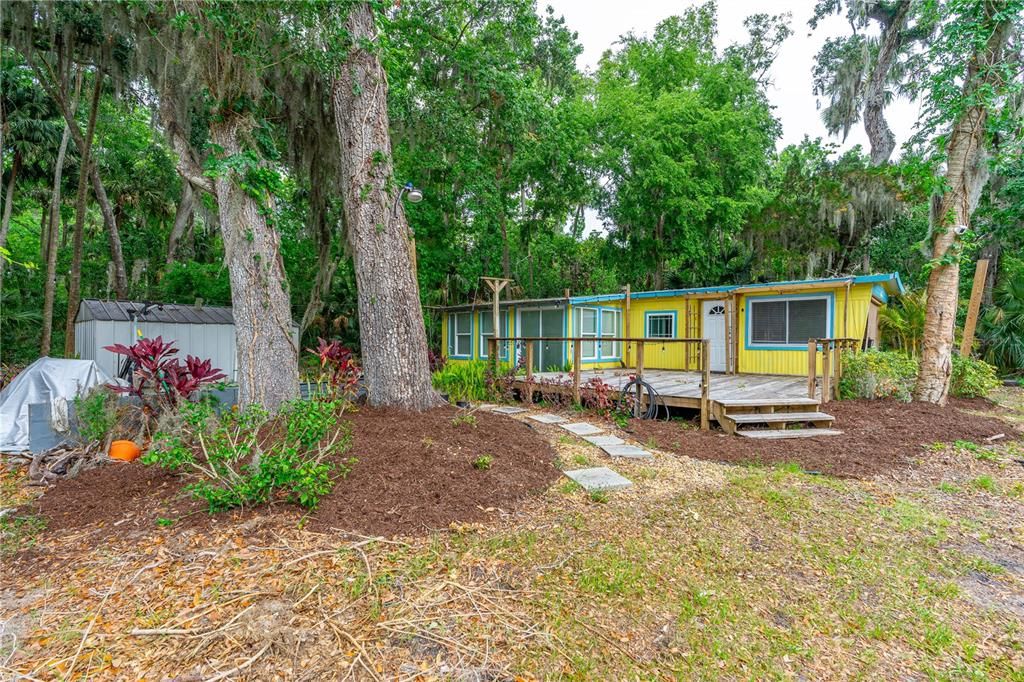 合同活跃: $250,000 (1.45 acres)