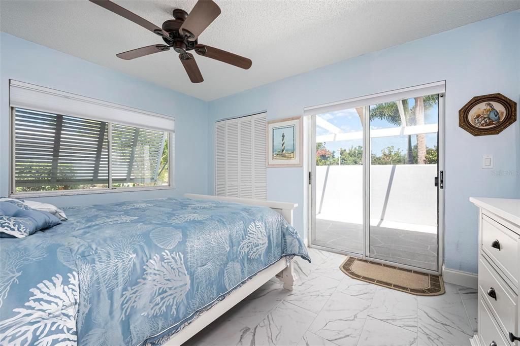 合同活跃: $240,000 (3 贝兹, 2 浴室, 1487 平方英尺)