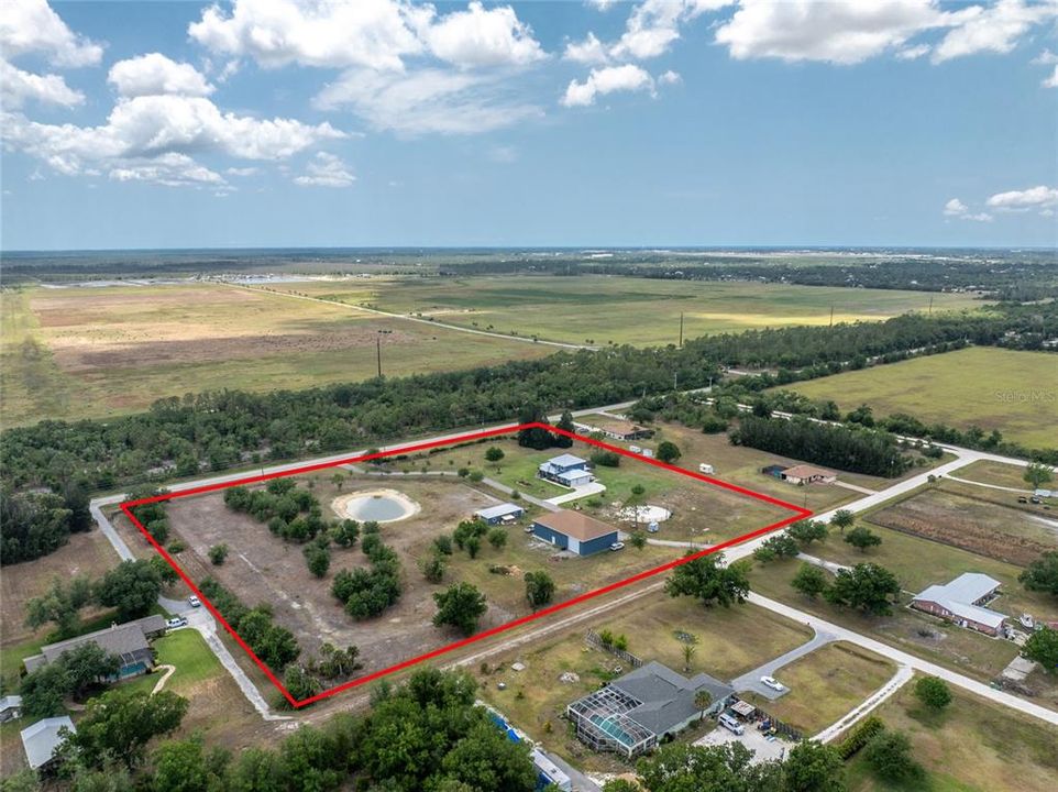 En Venta: $1,199,999 (3 camas, 2 baños, 3142 Pies cuadrados)