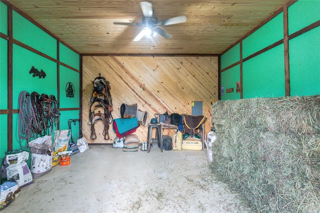 En Venta: $1,199,999 (3 camas, 2 baños, 3142 Pies cuadrados)