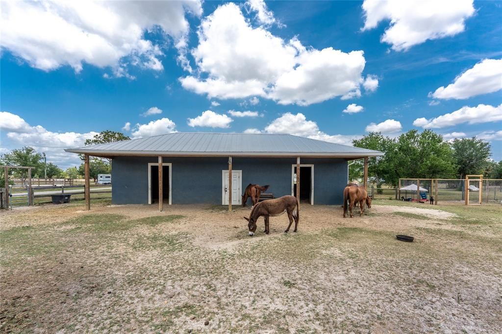 En Venta: $1,199,999 (3 camas, 2 baños, 3142 Pies cuadrados)