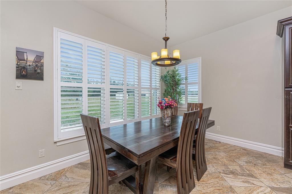 En Venta: $1,199,999 (3 camas, 2 baños, 3142 Pies cuadrados)