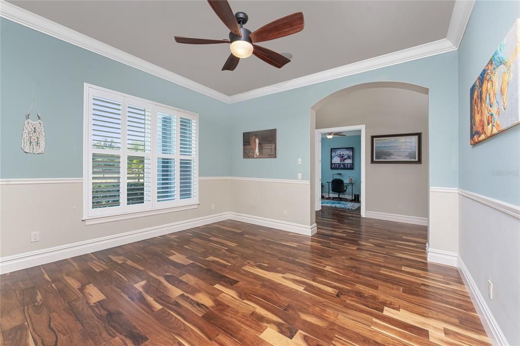 En Venta: $1,199,999 (3 camas, 2 baños, 3142 Pies cuadrados)