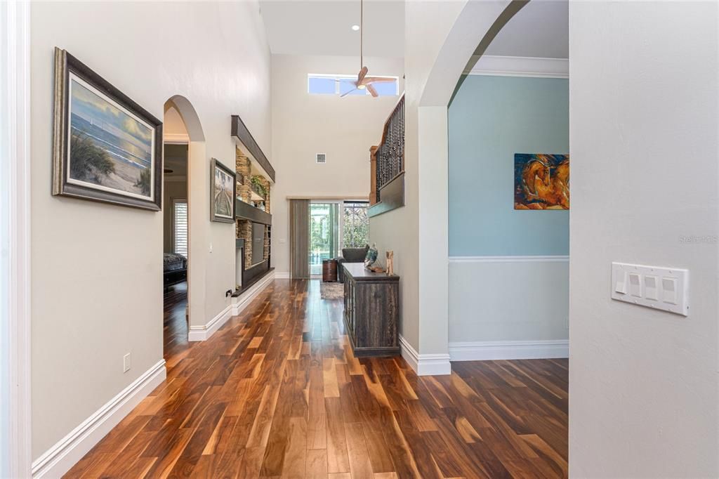 En Venta: $1,199,999 (3 camas, 2 baños, 3142 Pies cuadrados)