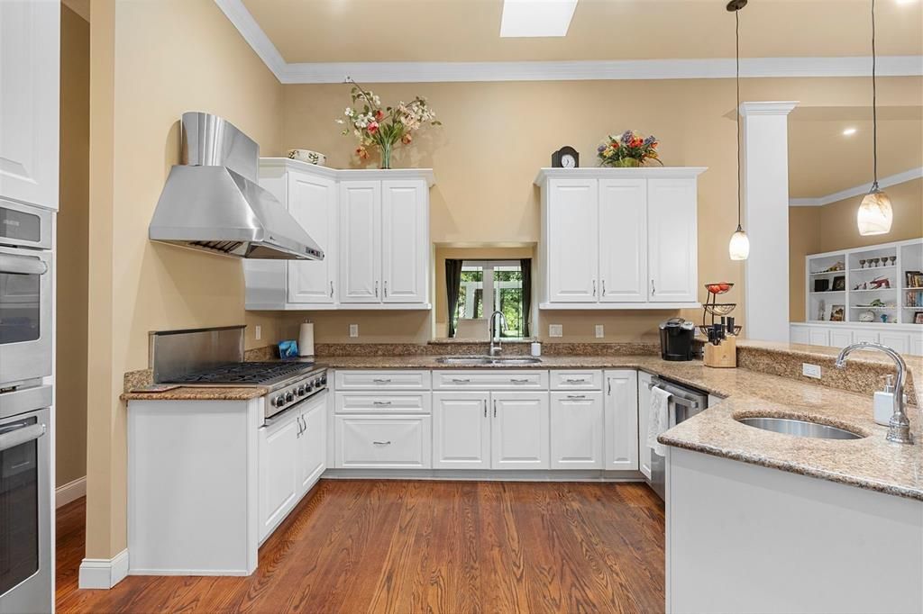 На продажу: $1,150,000 (3 спален, 3 ванн, 3039 Квадратных фут)