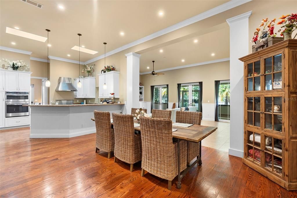 На продажу: $1,150,000 (3 спален, 3 ванн, 3039 Квадратных фут)