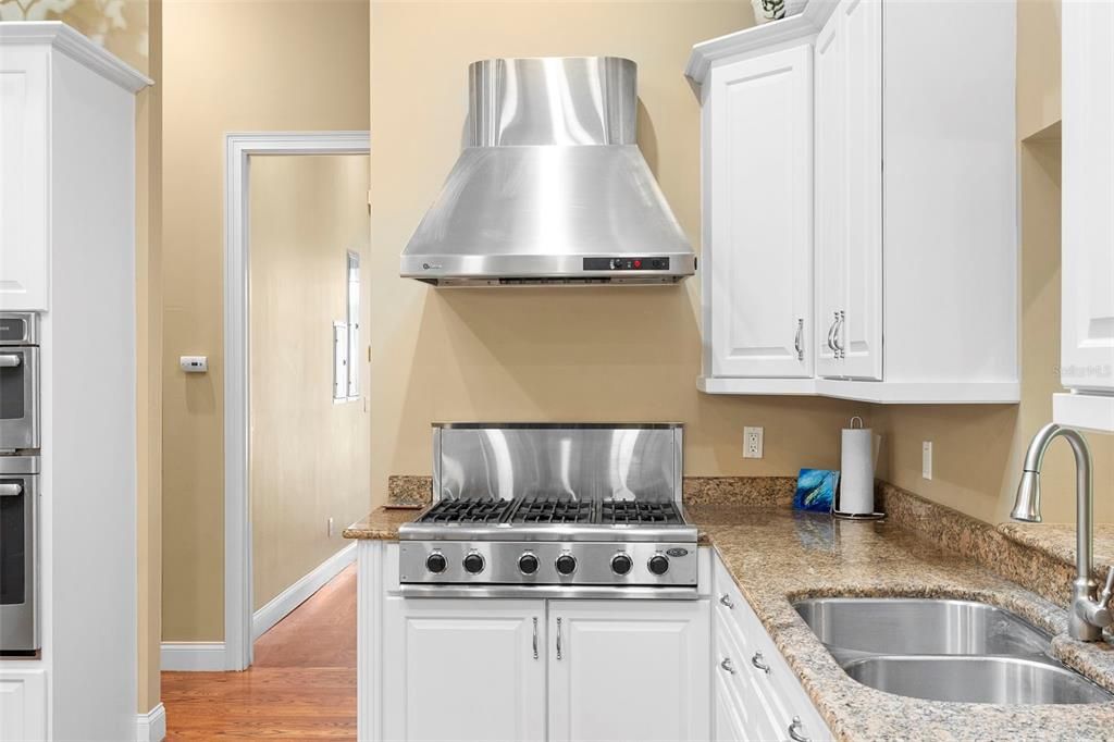 На продажу: $1,150,000 (3 спален, 3 ванн, 3039 Квадратных фут)