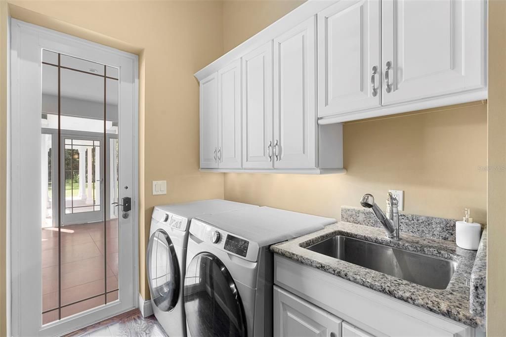 На продажу: $1,150,000 (3 спален, 3 ванн, 3039 Квадратных фут)