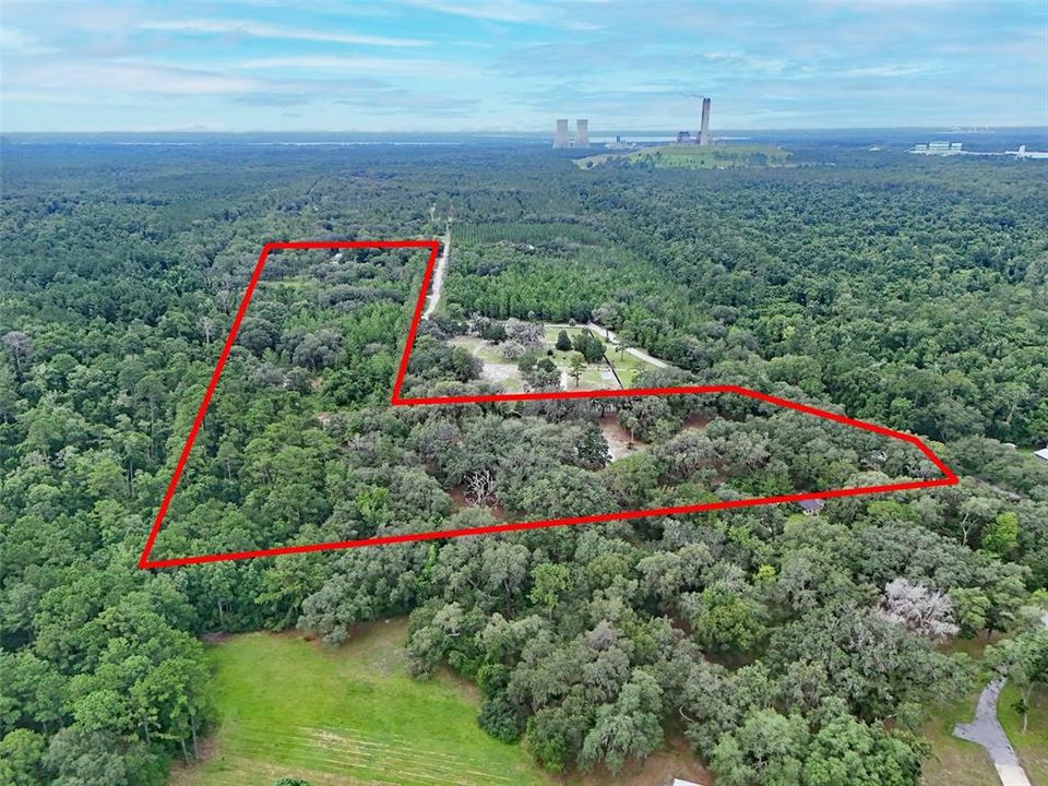 En Venta: $450,000 (12.55 acres)