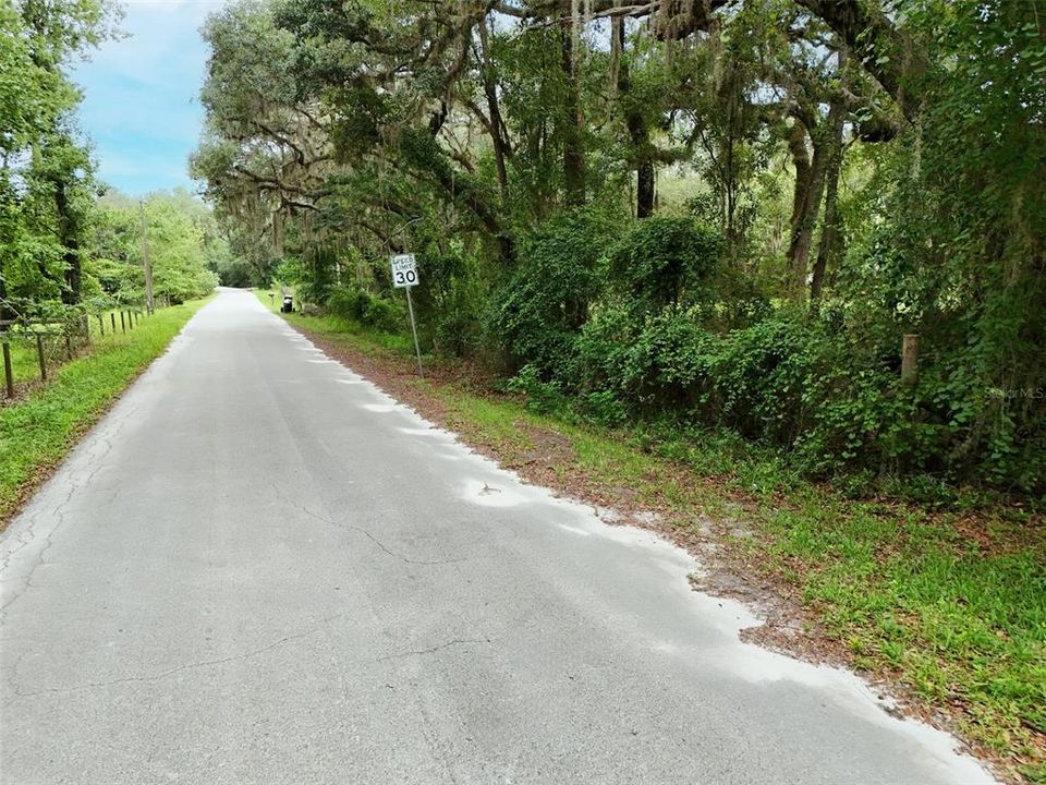 En Venta: $450,000 (12.55 acres)