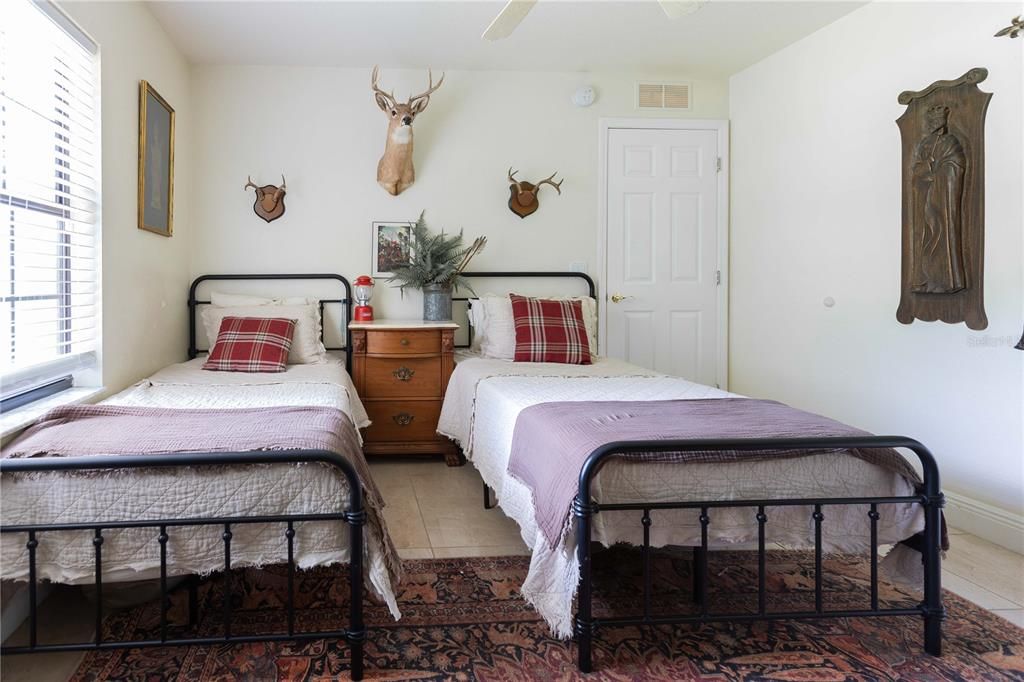 En Renta: $3,200 (4 camas, 2 baños, 2641 Pies cuadrados)