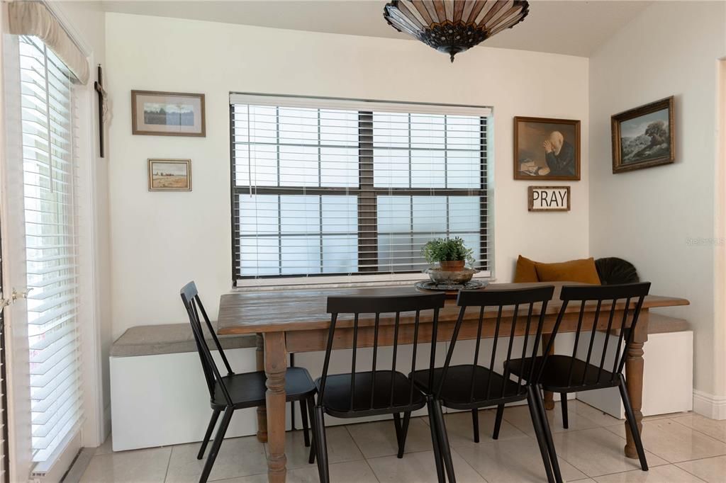 En Renta: $3,200 (4 camas, 2 baños, 2641 Pies cuadrados)