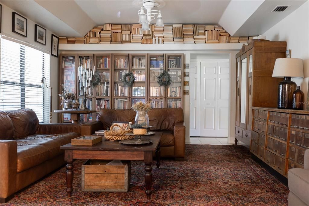 En Renta: $3,200 (4 camas, 2 baños, 2641 Pies cuadrados)