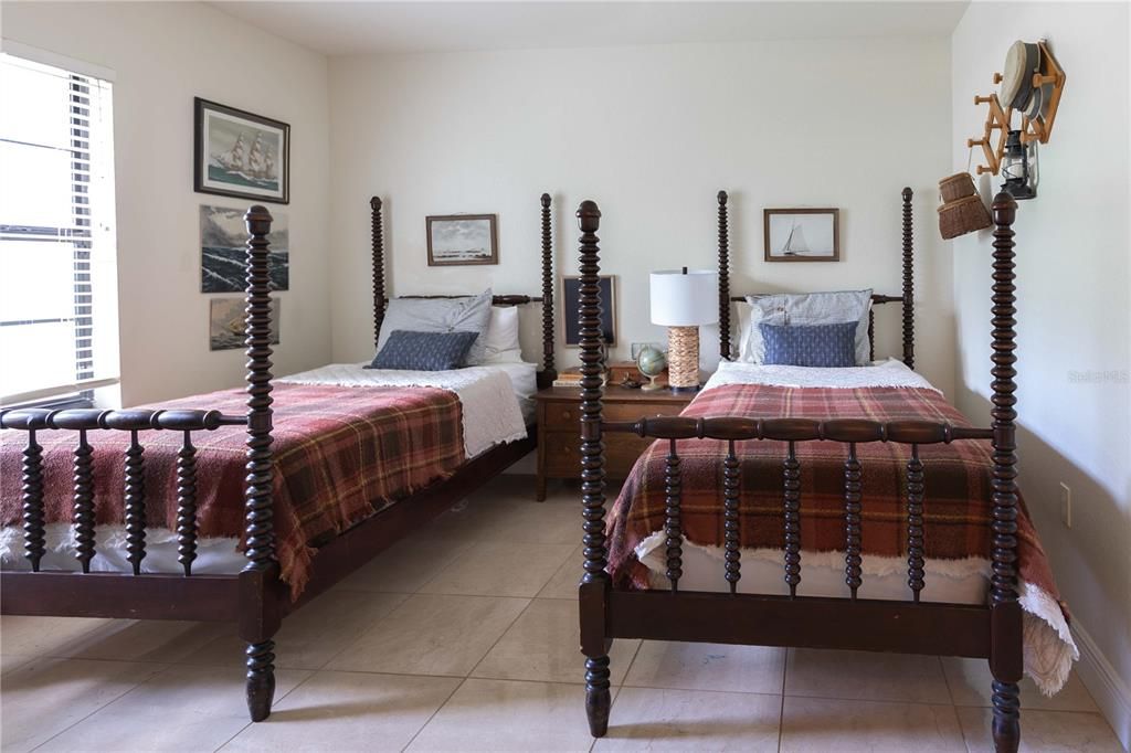 En Renta: $3,200 (4 camas, 2 baños, 2641 Pies cuadrados)