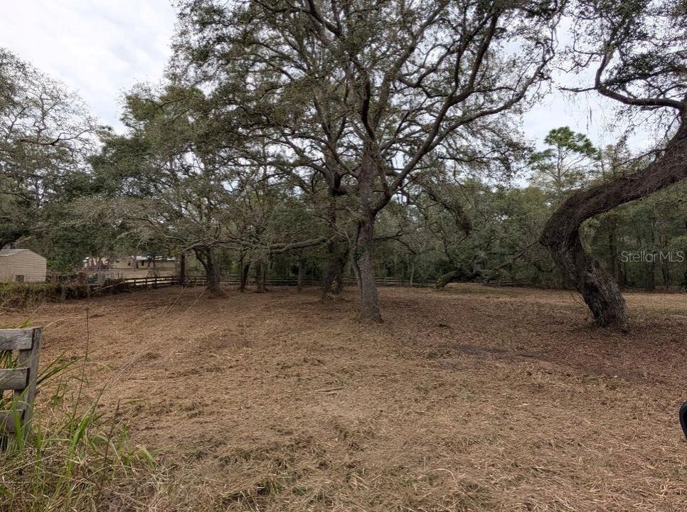 На продажу: $99,900 (1.58 acres)