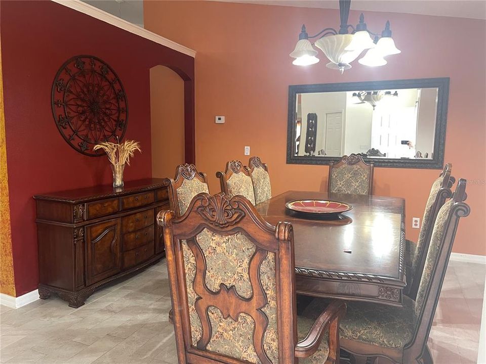 出租: $2,395 (3 贝兹, 2 浴室, 2250 平方英尺)