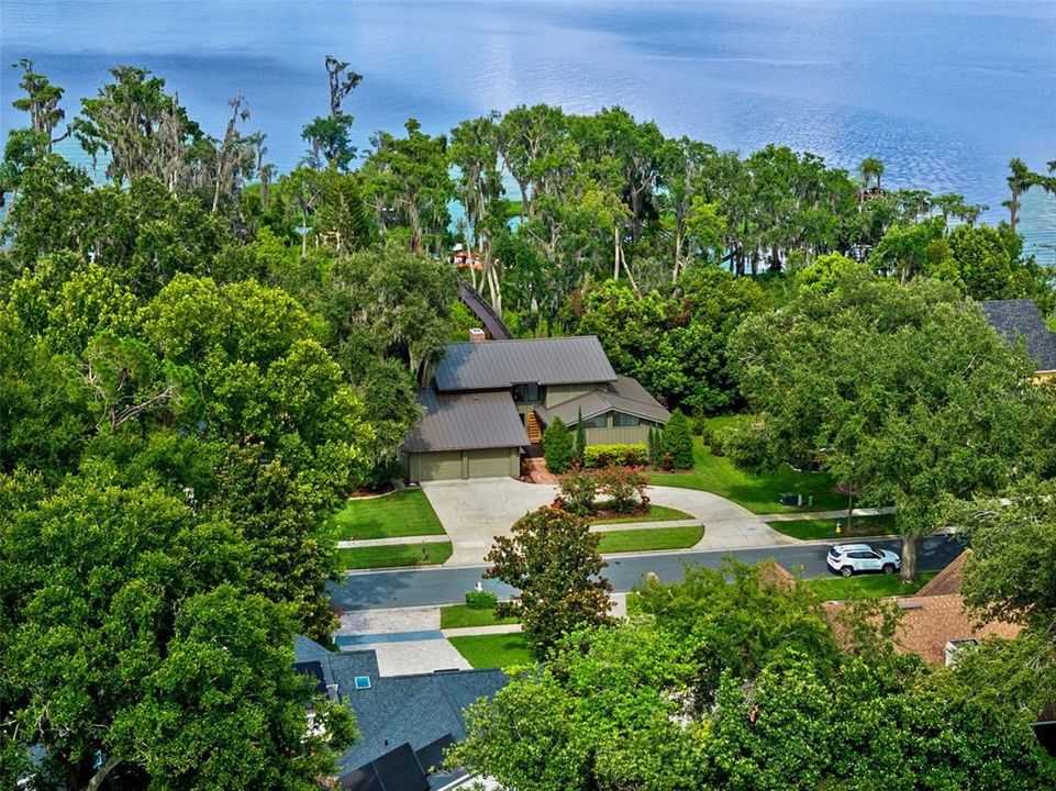 Vendido Recientemente: $995,000 (4 camas, 3 baños, 2688 Pies cuadrados)