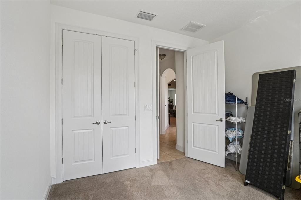 For Sale: $390,000 (3 beds, 2 baths, 1651 Square Feet)