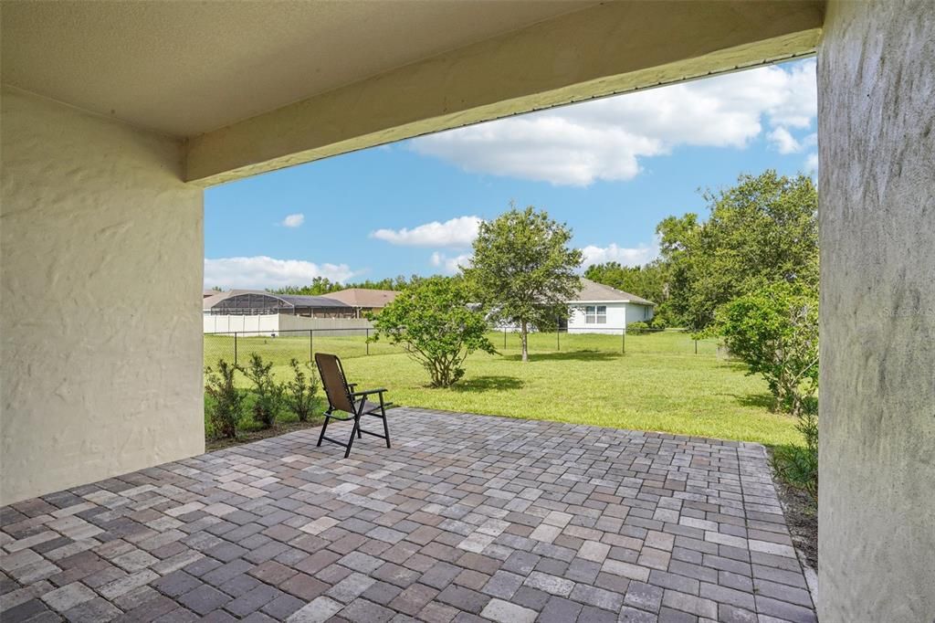 For Sale: $390,000 (3 beds, 2 baths, 1651 Square Feet)