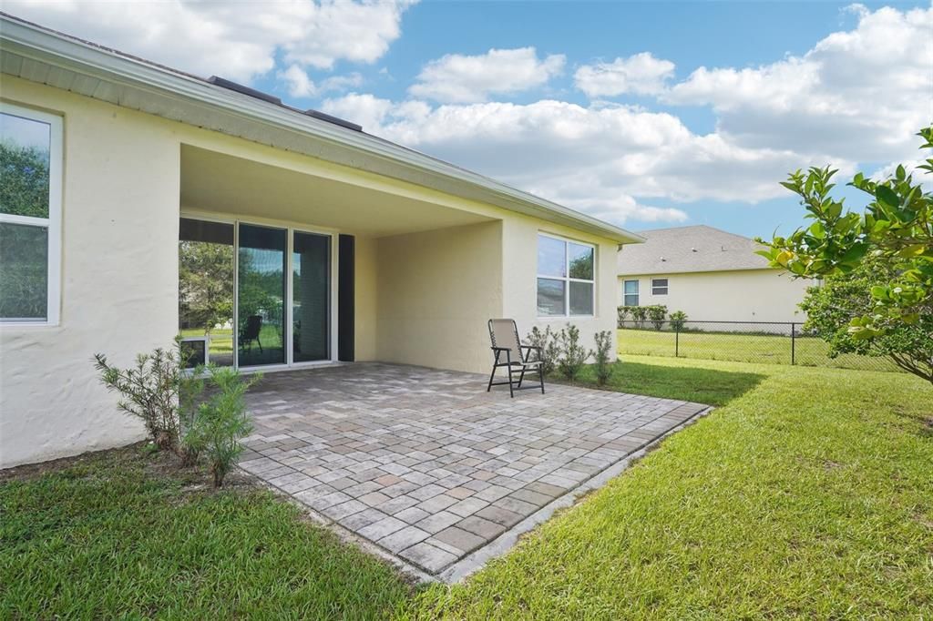 For Sale: $390,000 (3 beds, 2 baths, 1651 Square Feet)