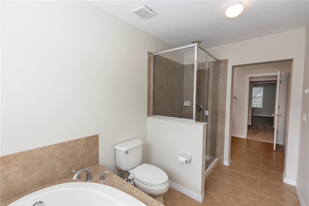 待售: $650,000 (3 贝兹, 3 浴室, 2064 平方英尺)