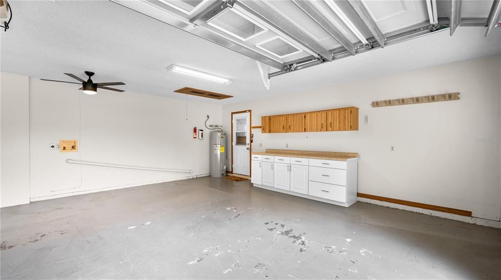 Active With Contract: $475,000 (3 beds, 2 baths, 1654 Square Feet)