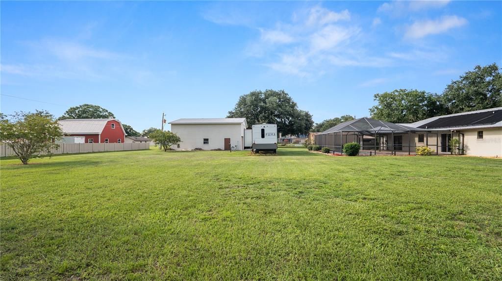 Active With Contract: $475,000 (3 beds, 2 baths, 1654 Square Feet)