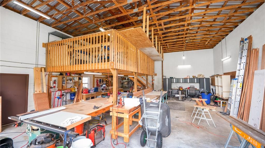 Active With Contract: $475,000 (3 beds, 2 baths, 1654 Square Feet)