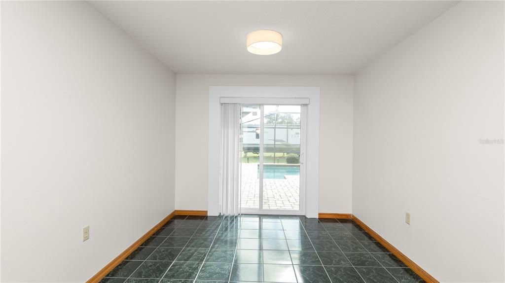 Active With Contract: $475,000 (3 beds, 2 baths, 1654 Square Feet)