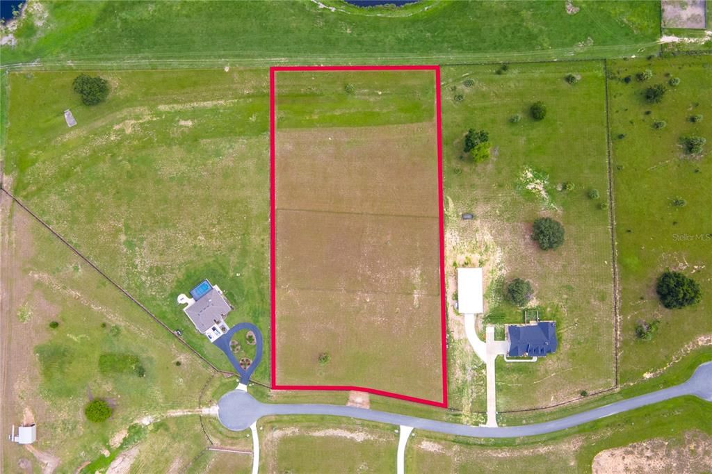 合同活跃: $285,000 (4.21 acres)