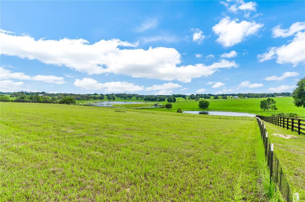 合同活跃: $285,000 (4.21 acres)