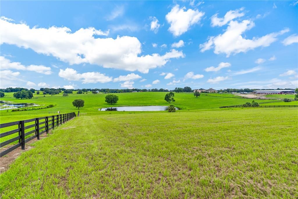 合同活跃: $285,000 (4.21 acres)