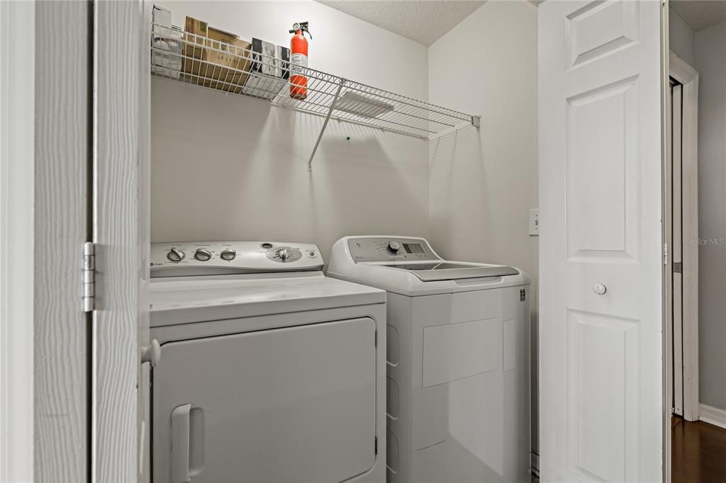 На продажу: $487,500 (2 спален, 2 ванн, 1459 Квадратных фут)