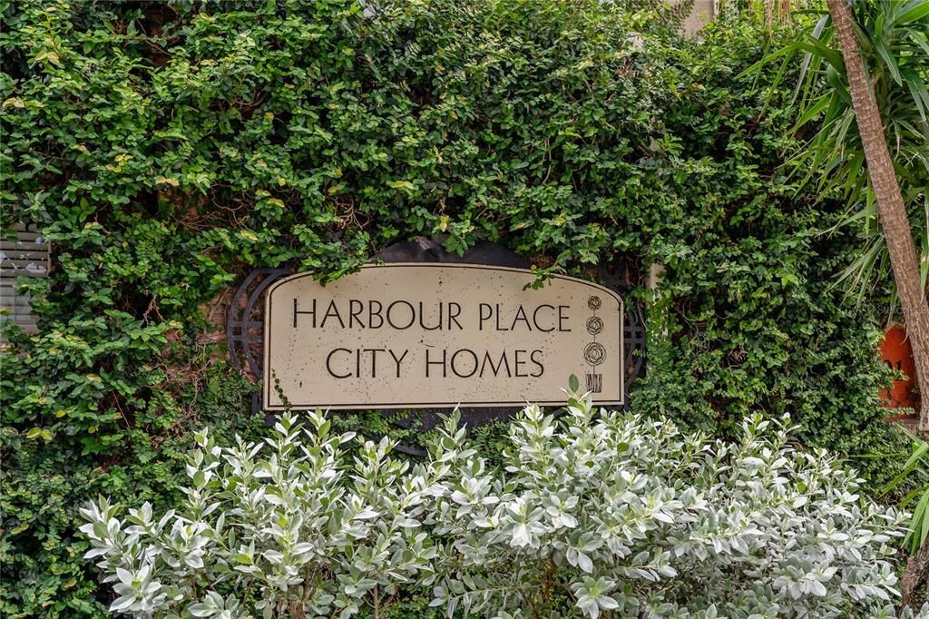 На продажу: $487,500 (2 спален, 2 ванн, 1459 Квадратных фут)