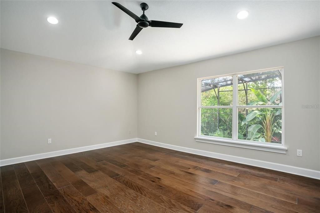 For Sale: $1,890,000 (5 beds, 5 baths, 5343 Square Feet)