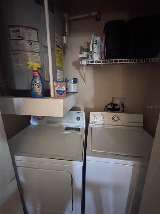 待售: $125,000 (1 贝兹, 1 浴室, 712 平方英尺)