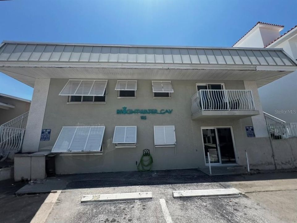 最近售出: $1,550,000 (0 贝兹, 0 浴室, 5596 平方英尺)