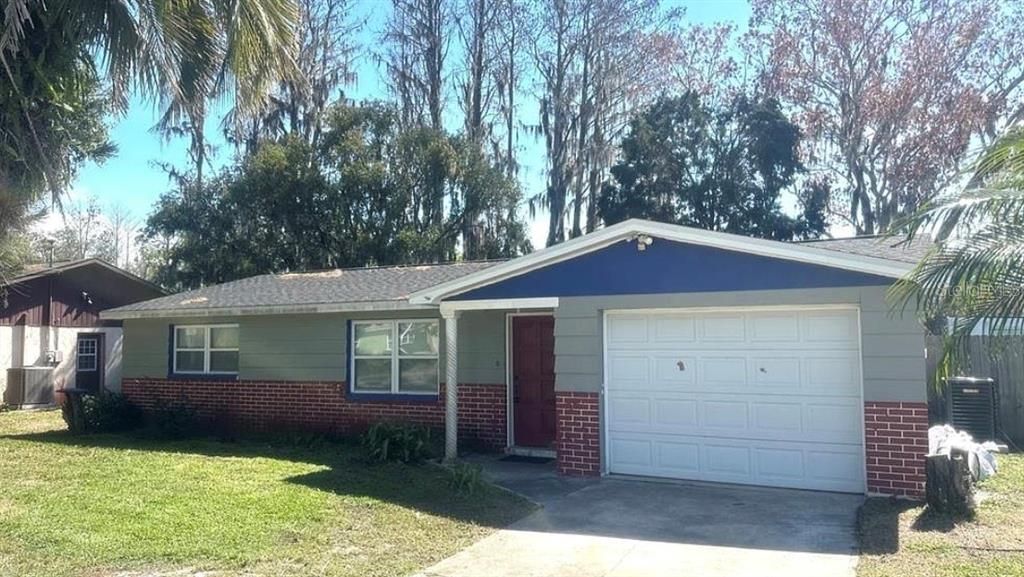 Recently Sold: $250,000 (2 beds, 2 baths, 1068 Square Feet)