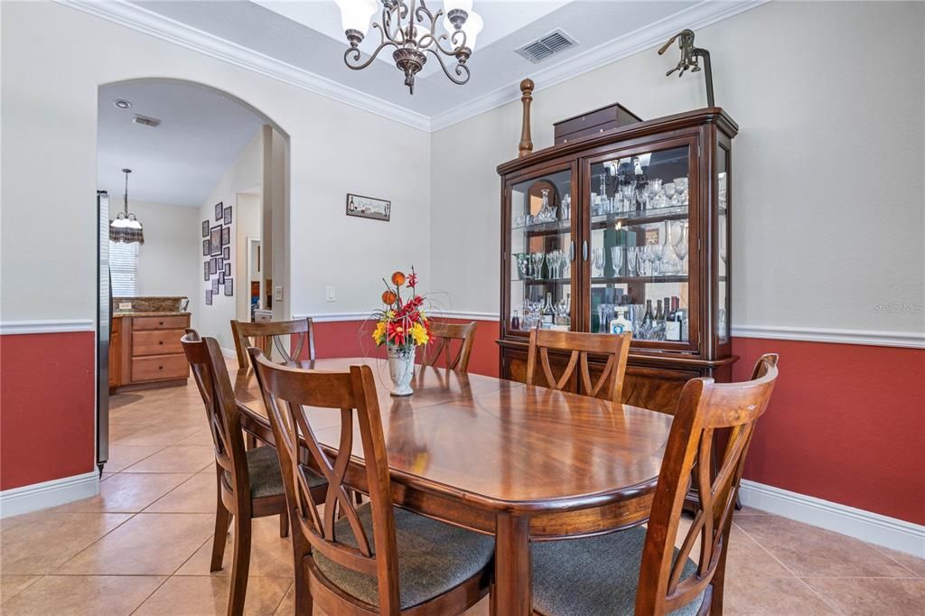 待售: $799,000 (4 贝兹, 3 浴室, 2566 平方英尺)