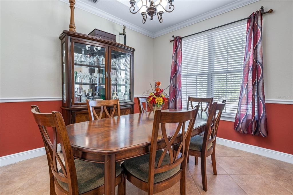 待售: $799,000 (4 贝兹, 3 浴室, 2566 平方英尺)